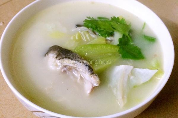 鱼头菜心汤的做法图解9