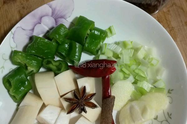 肉末烧土豆的做法图解2