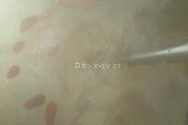 红枣银耳莲子羹的做法图解7