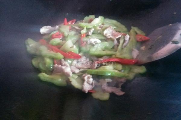 辣椒炒苦瓜肉的做法图解8