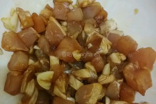 土豆胡萝卜烧鸡丁的做法图解3