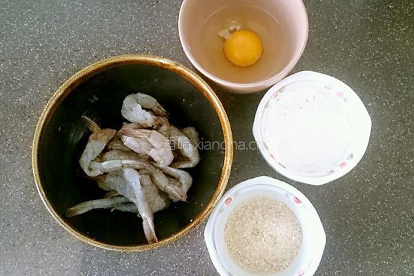 天妇罗（黄金蝴蝶虾）的做法图解5