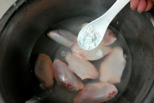 茄汁鸡翅的做法图解1