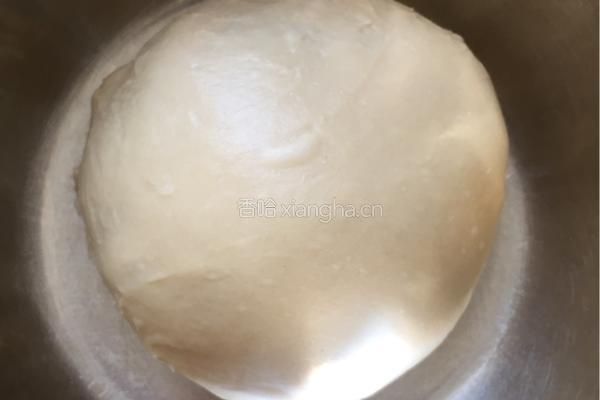全麦牛角豆沙餐包的做法图解1