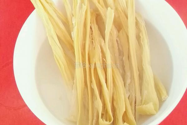 红烧腐竹、肉的做法图解1