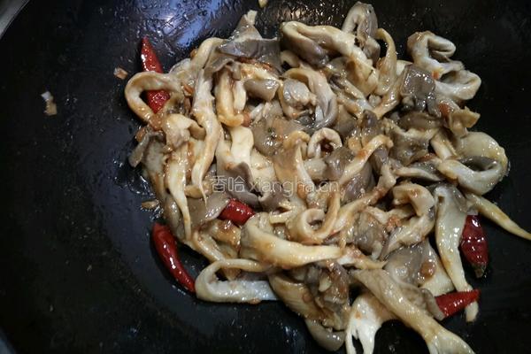 家常蘑菇炒鸡蛋的做法图解14