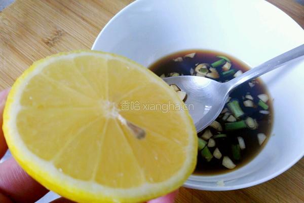 柠檬鲈鱼（泰式清蒸）的做法图解12