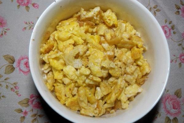 豆腐韭菜盒子的做法图解2