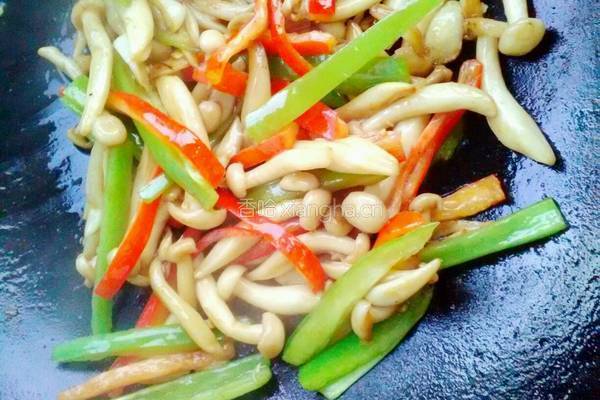 耗油双椒白玉菇的做法图解6