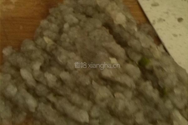 鲜虾馄饨（鲜虾、猪肉、玉米粒、胡萝卜）的做法图解3