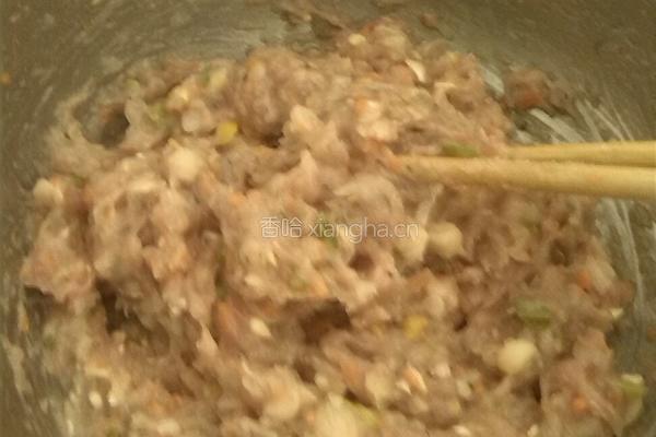 鲜虾馄饨（鲜虾、猪肉、玉米粒、胡萝卜）的做法图解5