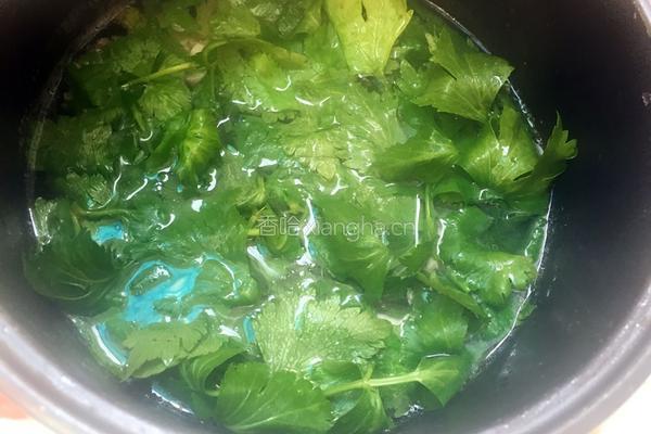 芹菜豆腐肉末汤的做法图解4