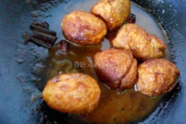 糖醋排骨虎皮蛋的做法图解7