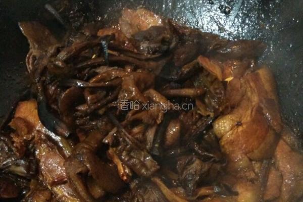 黄蘑扣肉的做法图解7