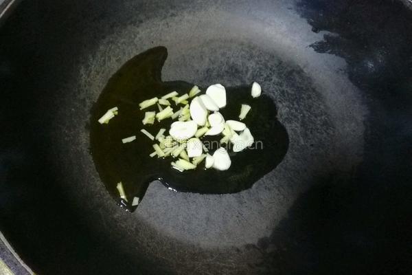 竹笋炒豆瓣的做法图解7