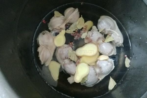鸭胗烧土豆的做法图解3