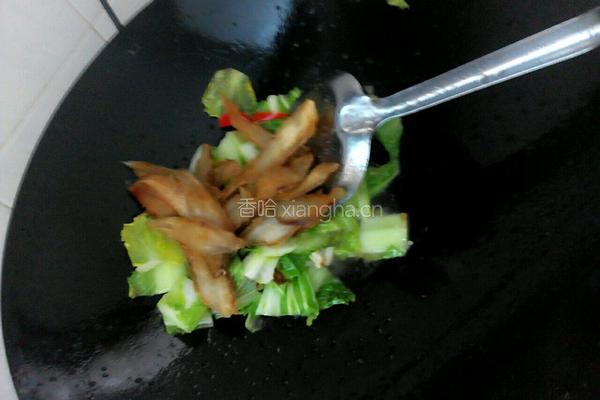 小龙利鱼干炒大白菜的做法图解9