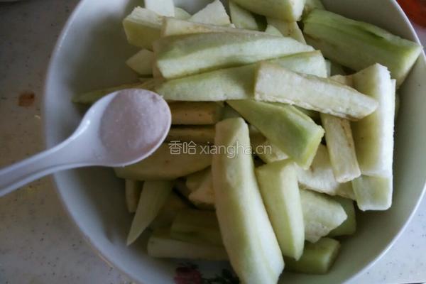 酱香肉沫茄条的做法图解1