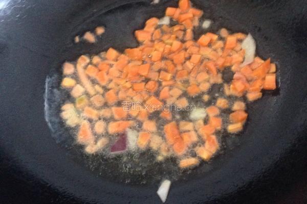 黄金杂蔬炒饭的做法图解2