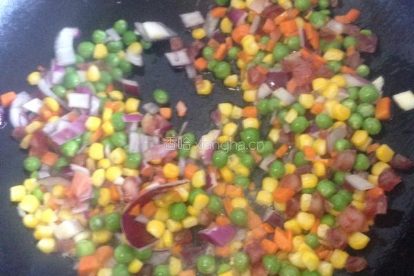 黄金杂蔬炒饭的做法图解4