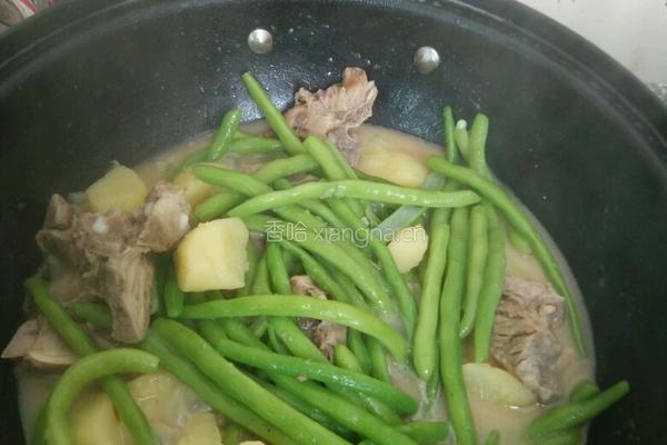 特制排骨炖豆角土豆的做法图解6