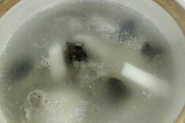 木耳山药排骨汤的做法图解5