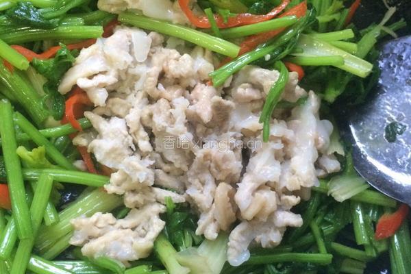 芹菜炒肉丝的做法图解13