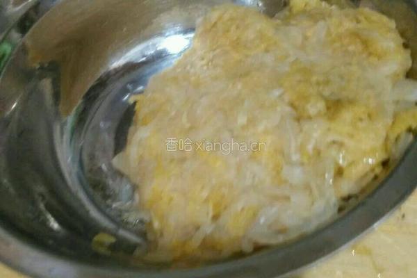 砂锅酸菜白肉的做法图解3