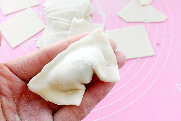 胡萝卜木耳鲜肉馄饨的做法图解14