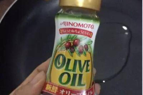 胡萝卜香菇厚蛋烧的做法图解3