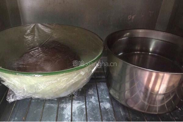 可可红豆面包的做法图解3
