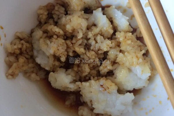 油面筋塞三文鱼的做法图解4
