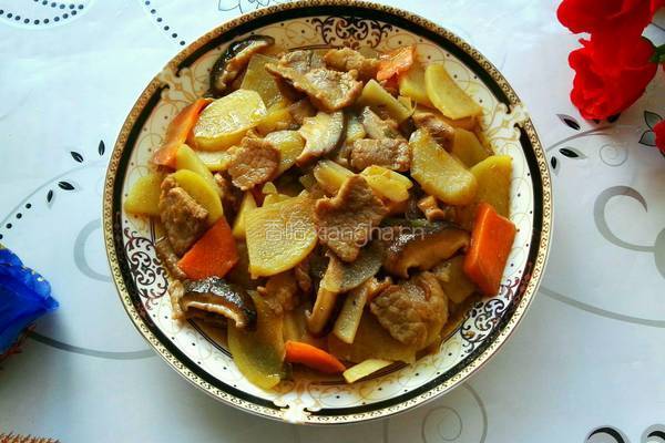 土豆炒香菇肉片的做法图解6