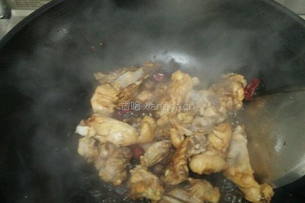 土豆炒鸡的做法图解4