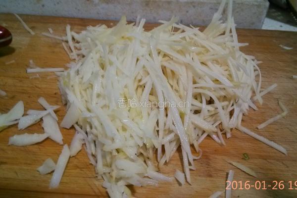 清炒土豆丝的做法图解1