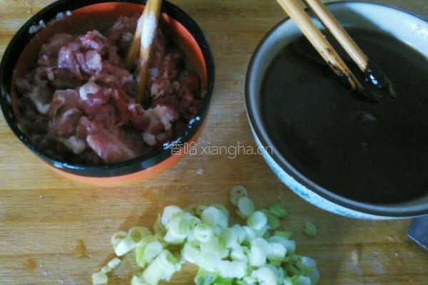 肉沫炸酱的做法图解1