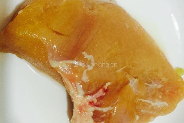 香菇芽菜鸡肉酱的做法图解2