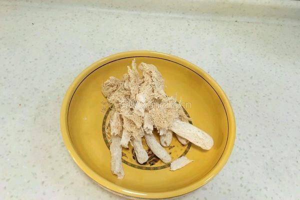 冬瓜竹荪鲜肉汤的做法图解8