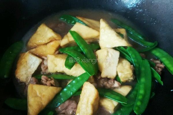 三角豆腐炒肉的做法图解5