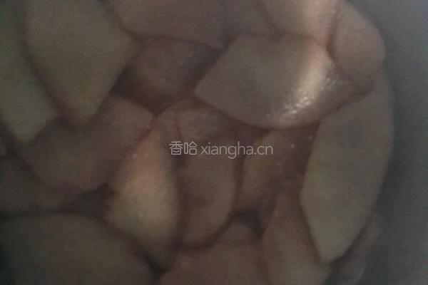 红酒炖金梨的做法图解4