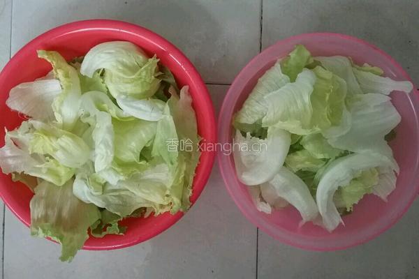 耗油生包菜的做法图解1