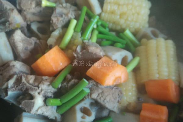 田园杂蔬排骨煲的做法图解10