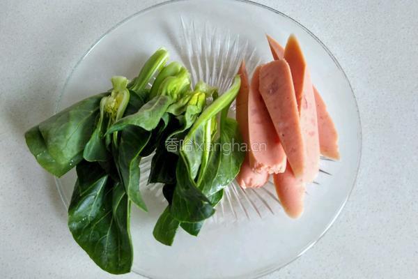火腿鸡蛋面的做法图解2
