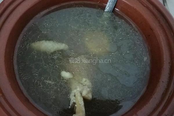 板粟鸡汤
