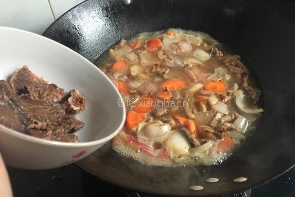 正宗新疆羊肉手抓饭（含风干牛肉版）的做法图解6