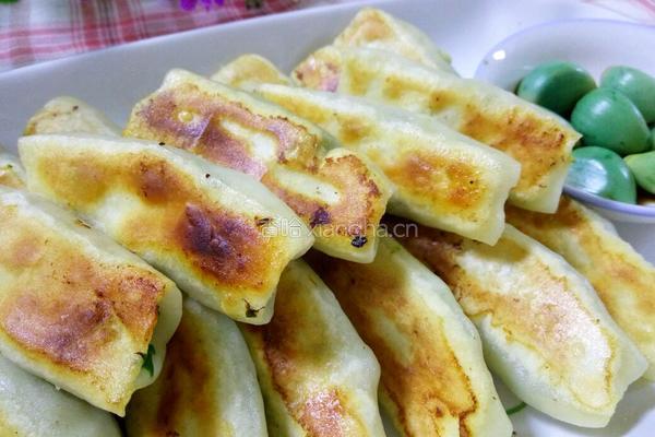 三鲜锅贴的做法图解14