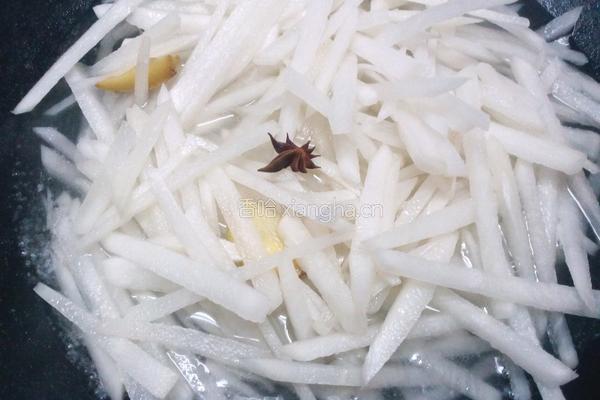 瘦肉萝卜汤的做法图解5