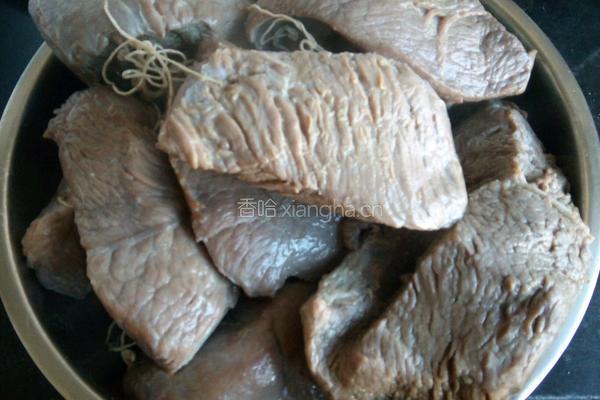 卤牛肉的做法图解4