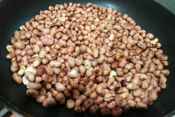 自制彩色牛扎糖的做法图解1