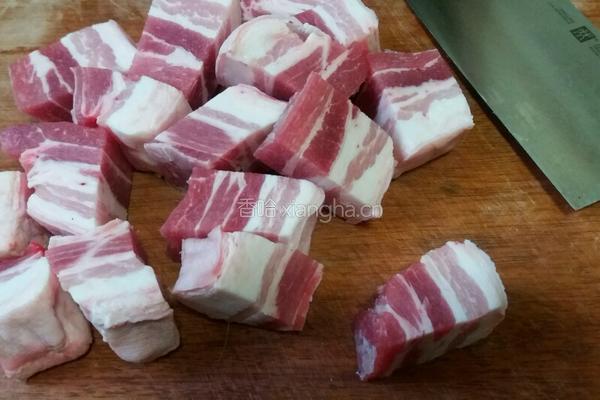 外婆笋干烧肉的做法图解2
